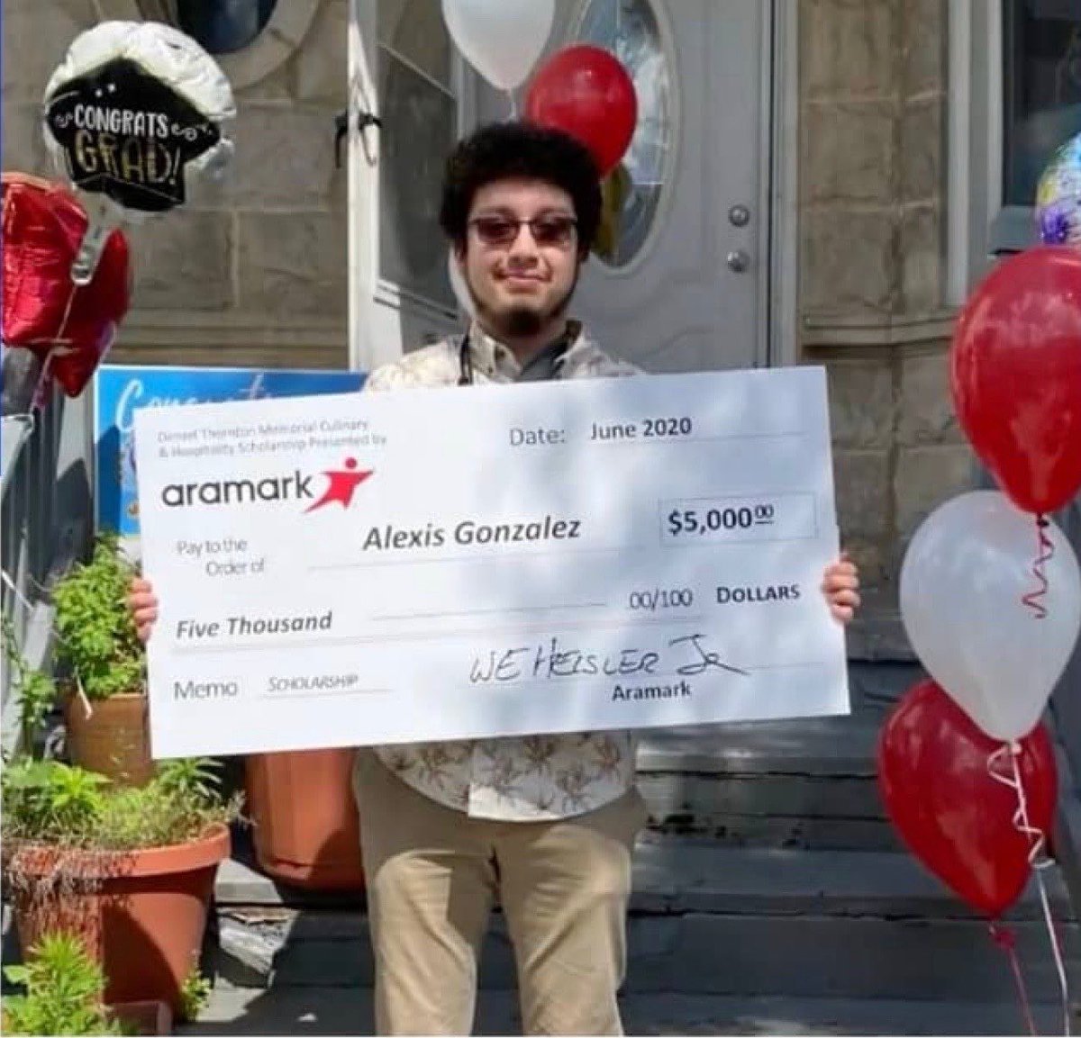 ccapculinary's tweet photo. Two students in #CCAPChicago received additional scholarships from #FriendsofCCAP @aramark! Congratulations to the recent grads, and we wish them luck in college. 🍀 https://t.co/jYFs8YZ35G