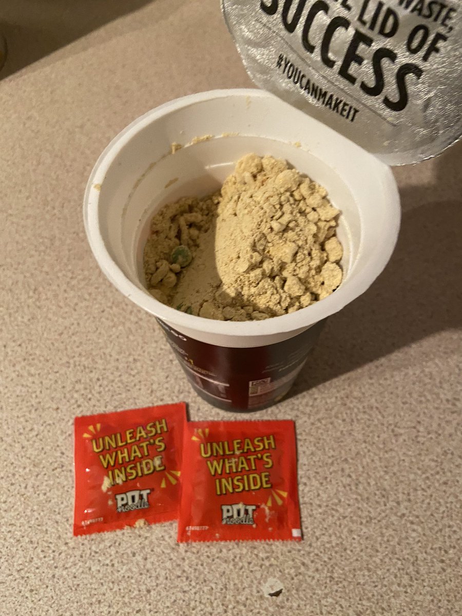 ob_rachel's tweet image. This makes me feel special lol #potnoodle #bombaybadboy #2hotsauce
