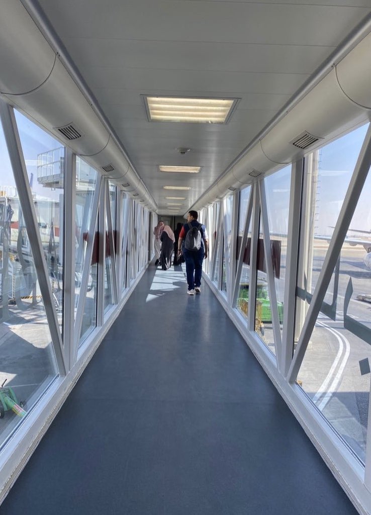 #هشتاقك_مع_حمممدان_О54О547О49✅
منشن شخص  @  نفسك يكون معك في رحلة  وقولة  يالله جهز الشنطة 
Bjm