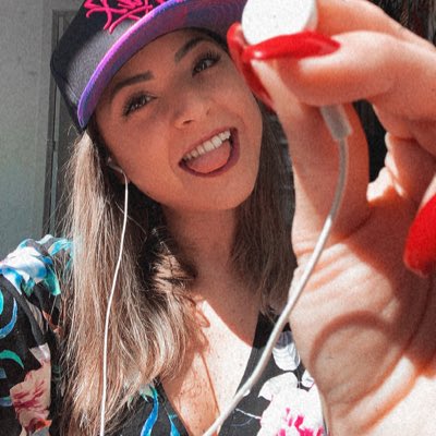 thaika_f's tweet photo. #NovaFotoDoPerfil https://t.co/IyjyBdqBOh