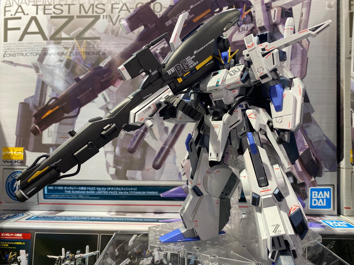 MG 1/100 ガンダムベース FAZZ Ver.Ka チタニウムフィニッシュ