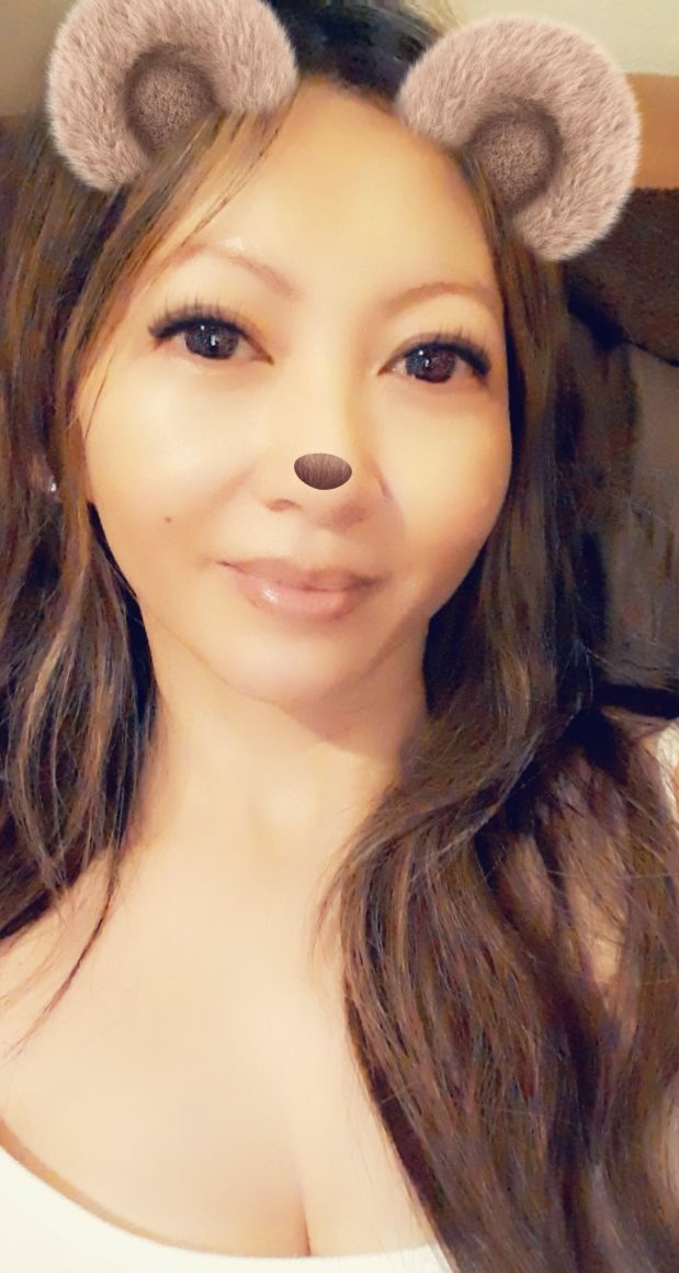 What do you think? With or without glasses? @Papa_D0ble