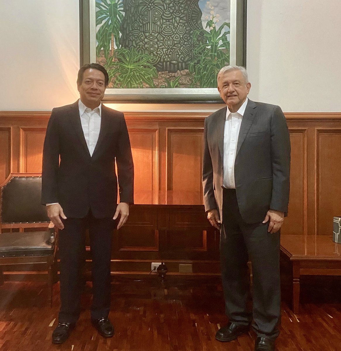 mario_delgado's tweet photo. Larga charla esta tarde con el presidente @lopezobrador_ La pandemia, el paquete económico 2021, la eliminación del fuero y otros asuntos importantes para el país. Nuestro nación saldrá fortalecida de estos tiempos difíciles y con cambios profundos para el bien de tod@s. https://t.co/qBgIMhtHWV