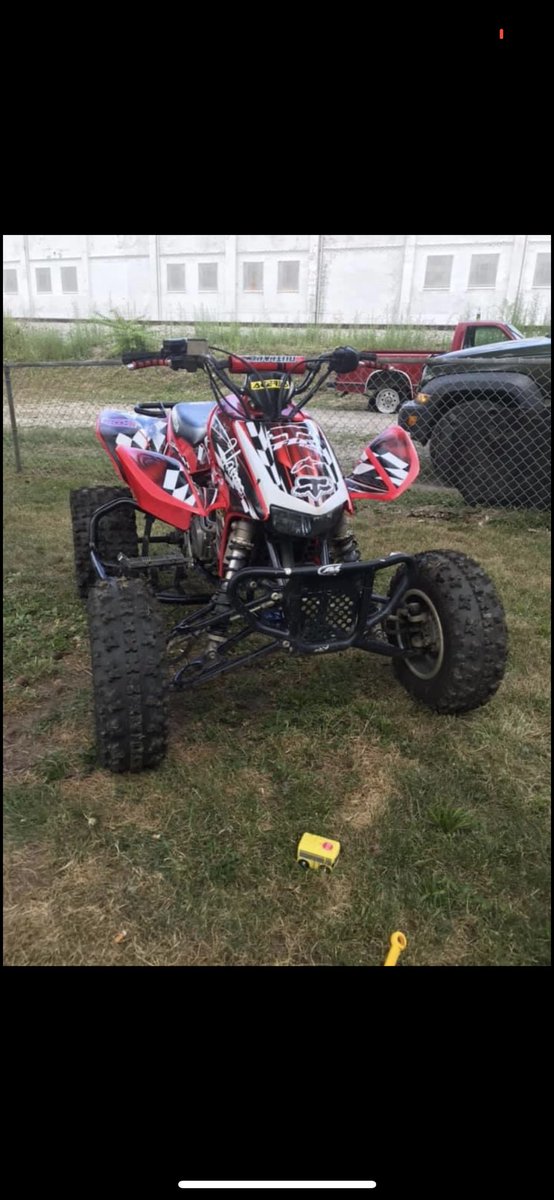 CulverTrey's tweet photo. Can’t beat getting new toys.. last year of the 450er!! https://t.co/PvIMSXlsq3