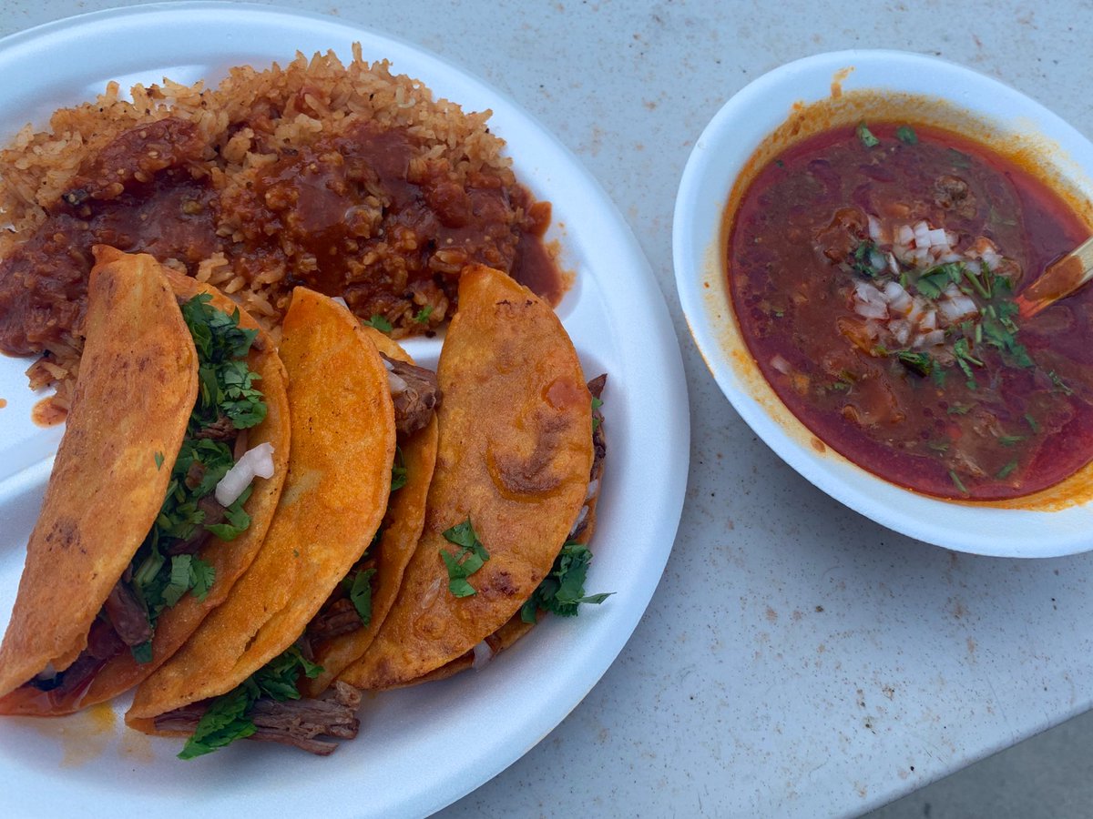 _digitalangel's tweet photo. Ate so much birria throughout this weekend I’m dead tired of meat for a while 💀🥵 https://t.co/jthh5bIAFF