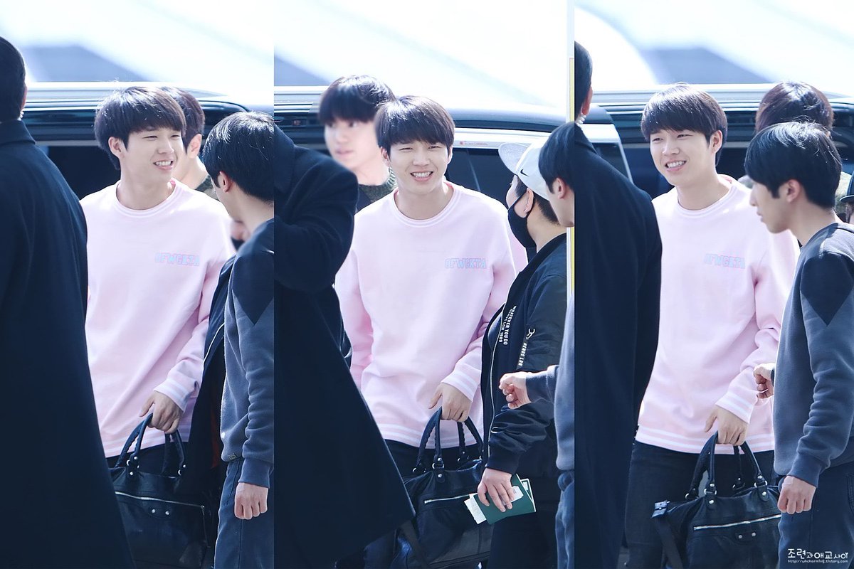 [d-344]woohyun in pink is the prettiest methinks