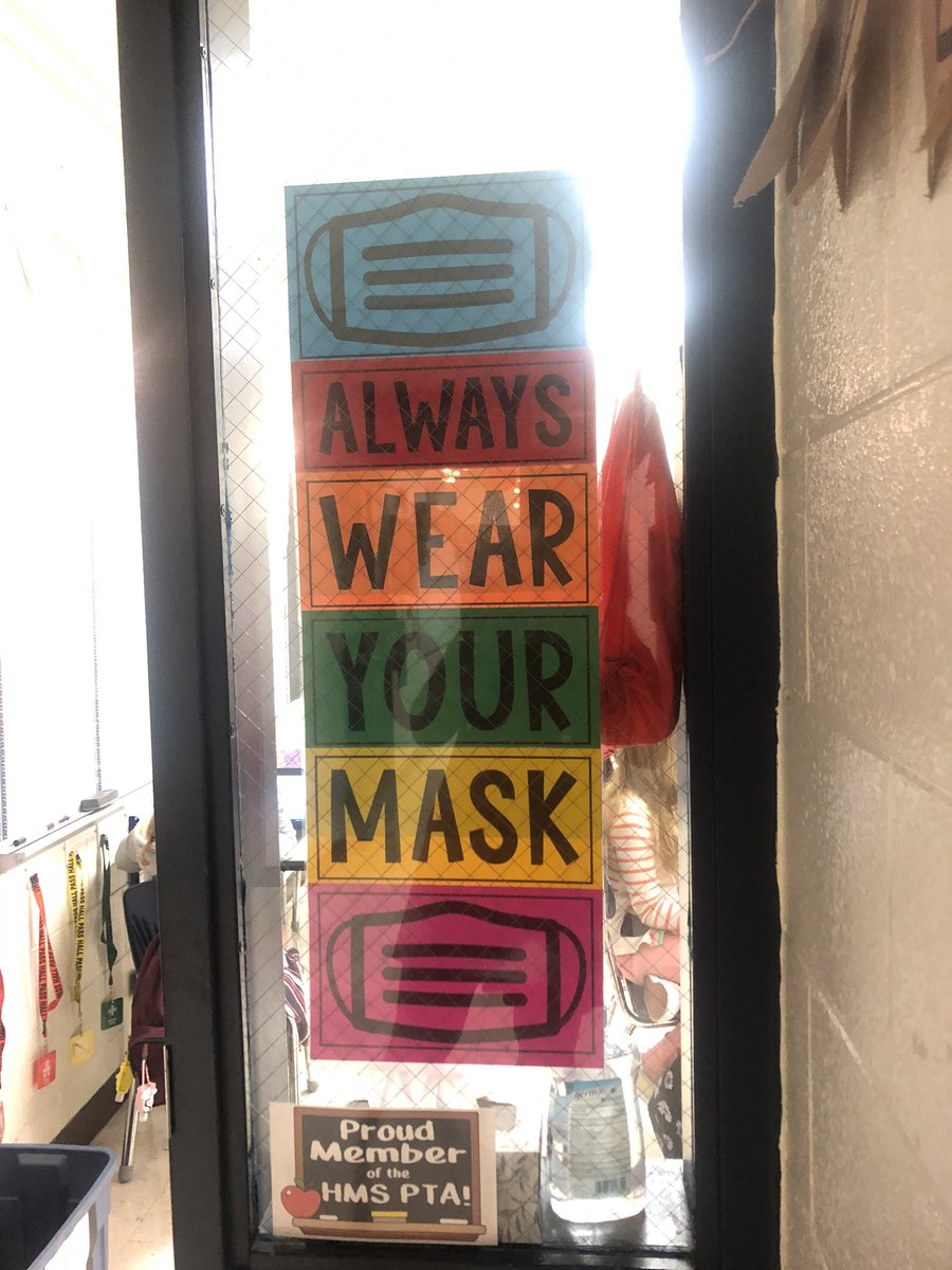 JoySherrodHMS's tweet photo. Great first day back to school at HMS! A new kind of normal with students getting their temperature checked, wearing masks, and learning to navigate the chrome books. Thank you to parents and Halls community for your support. #HMS6th #HMSHasIt https://t.co/imGp2DRsZ3