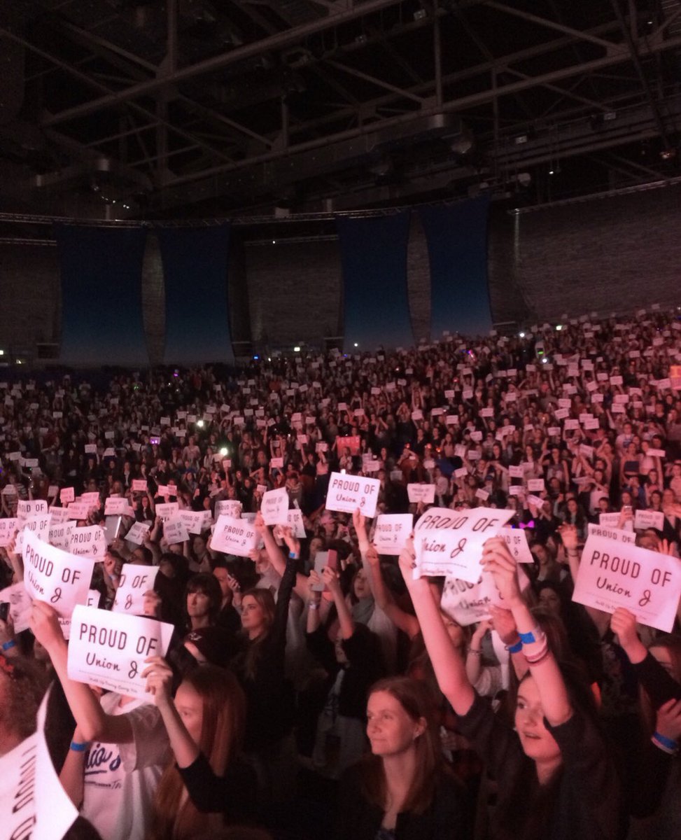 _MegLisa's tweet photo. Happy 8 years to my fave boys @UnionJworld Thank you for the unforgettable memories ❤️ @JaymiUJWorld @JoshCuthbert @JJHamblett @higeorgeshelley #UJForever #ReunionPlease https://t.co/vs4Ql3UFSe