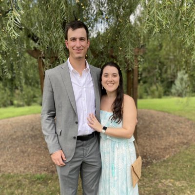 kategreenm1's tweet photo. my forever wedding date ❤️ #NewProfilePic https://t.co/bdYAVPbJYv