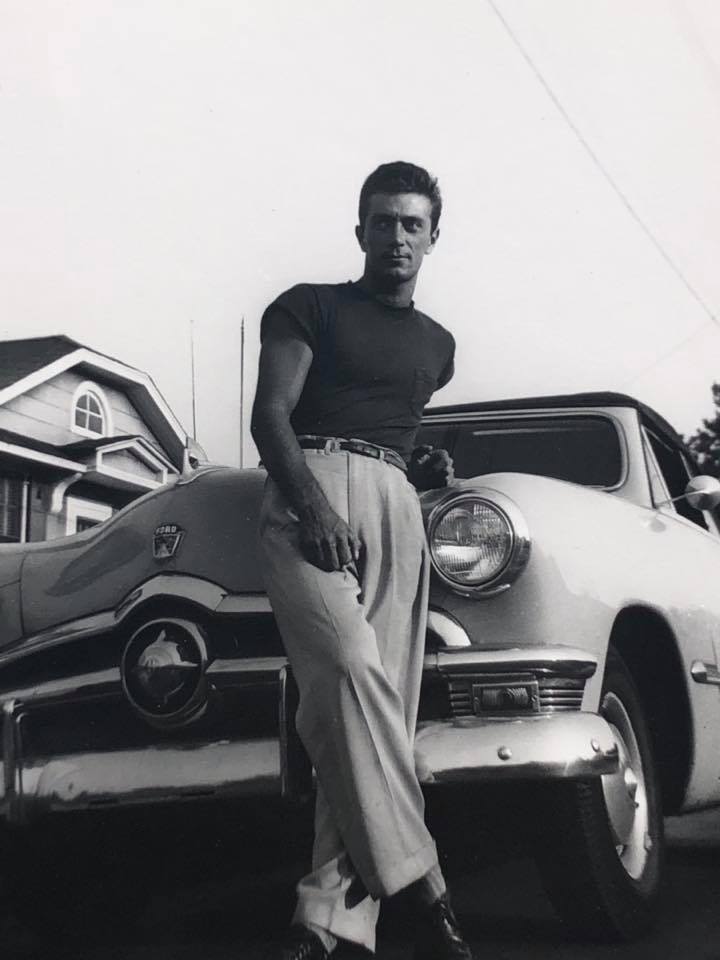 Fotosdecomics's tweet image. Frank Frazetta  Brooklyn 1950s