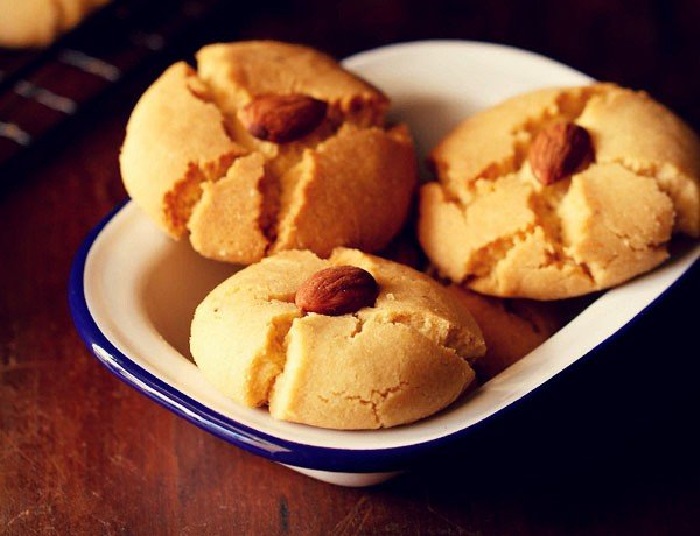 thevegetariandi's tweet photo. Nankhatai Recipe (2 Ways)
Learn the recipe here: https://t.co/FU9sXCM1uH
 
#Healthyfoods #Recipes #Healthyrecipes #Healthysnack https://t.co/6QXxsWoUc3