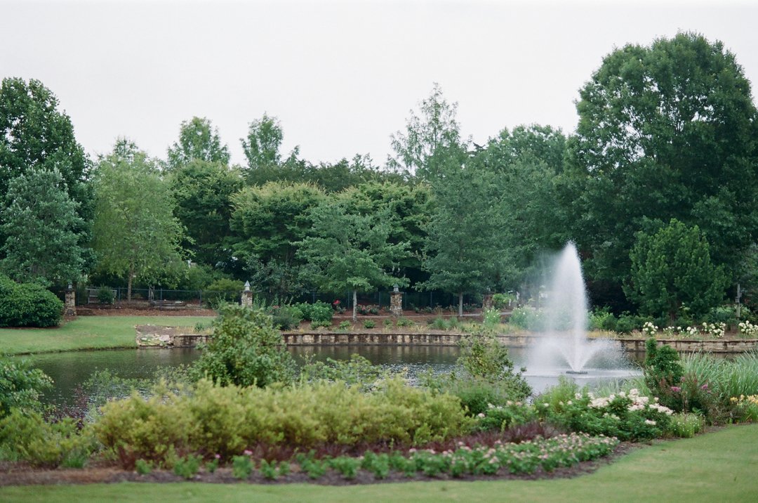 The Huntsville Botanical Garden sure does make for a lovely spot to get hitched! Every which way you turn offers such a great backdrop!

#film #filmphotographer #whiterabbitstudios #wedding #35mm #alabama #alabamawedding #southernweddingphotographer #southernweddings #filmisnotde