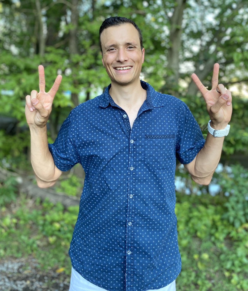 22 YEARS! I am 26 and this is my 22nd year of school. 😂 No breaks, just a straight 22 years of education that I am so grateful for. Happy last first day (maybe 😉). #NeverStopLearning