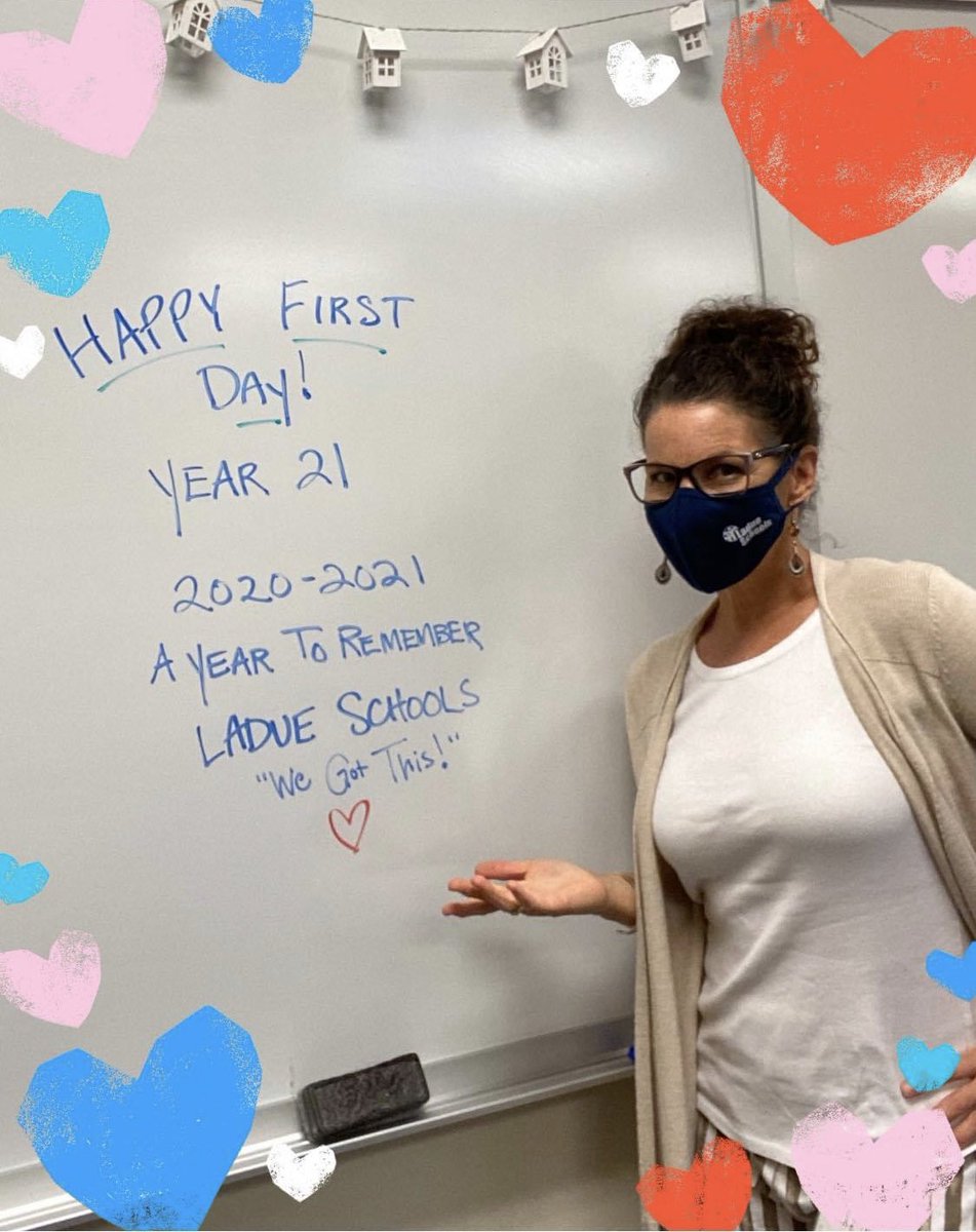 tltmaclean's tweet photo. My classroom was so lonely without my kiddos, but no worries, we are going to light up the virtual world, do some awesome projects and make the best of it! Year 21 teaching is like year 1 all over again! #wegotthis #laduestrong #safetyfirst #obeagles #seeserveconnect https://t.co/evuiJ66TcR