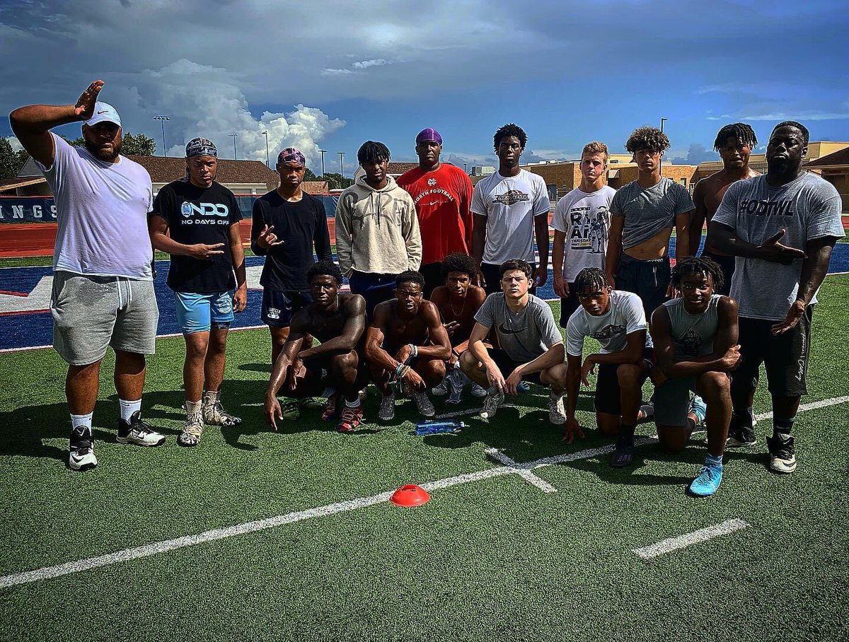 HouseOfPain856's tweet image. After a great session of learning and applying with the Eastern crew. 

#TeamDefense
#BreedinDawgz
#ODTWL
#TrainHOP