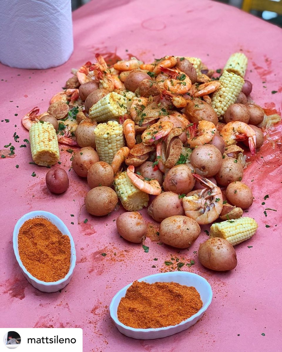 Shrimp, spice, and EVERYTHING nice! This tasty shrimp boil was cooked in our 60QT boiling Kit by @mattsileno! Head to our website to order your 60QT Boiling Kit and accessories. While you’re there, let me know if you notice something different by tweeting us. 😎