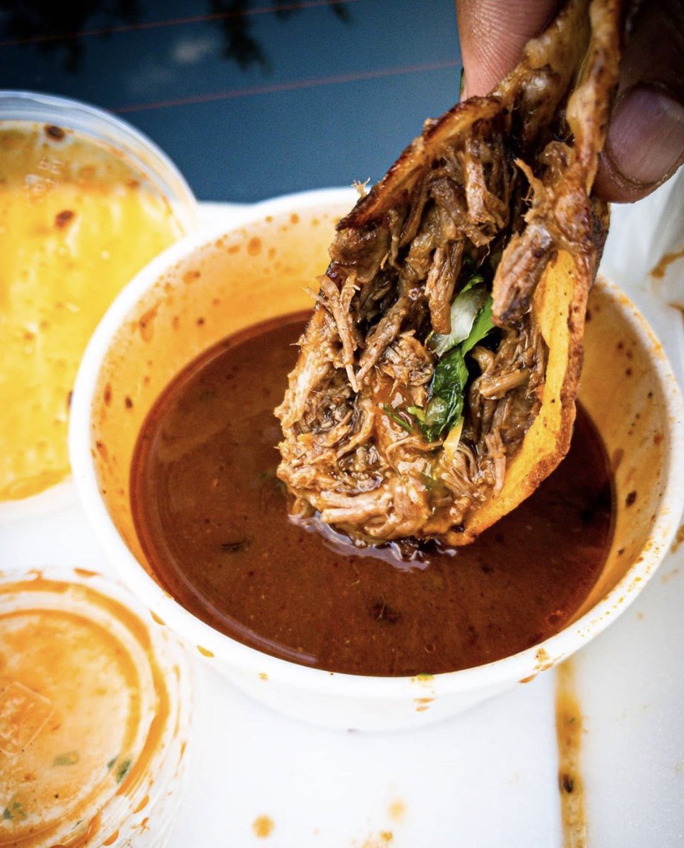 DangitTacos's tweet photo. Damn we make some sexy delicious tacos🔥🌮🤤#Quesitacos  #Quesibirria #BirriaTacos #DFW #DFWFoodie https://t.co/vCmmUHE4nj