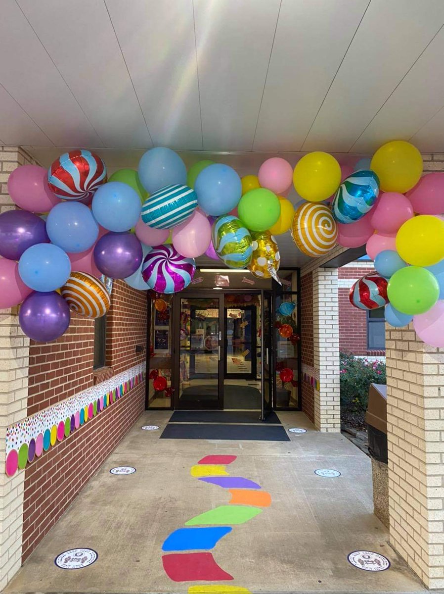 EP Media Center tweet media