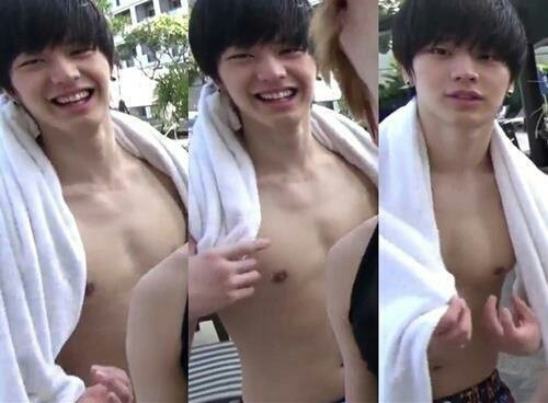 «30 Day Bias Challenge»D-7 - Bias shirtless self please be calm... breathe in, breathe out  #SUNGJAE  #성재  #BTOB  #비투비