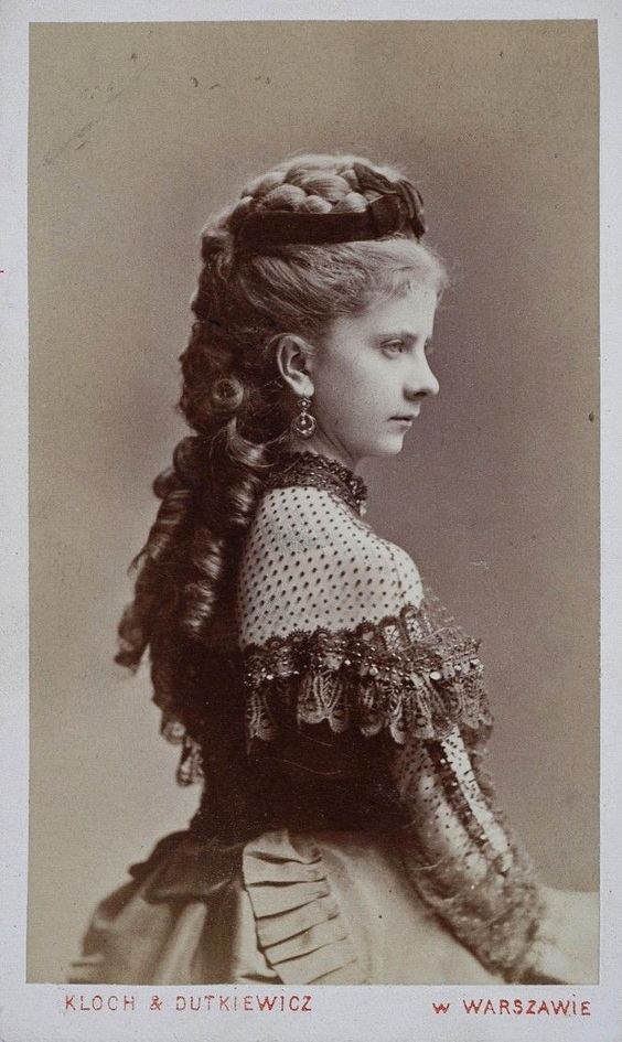 In the Victorian era, a woman’s hair was often thought to be one of her most valuable assets.