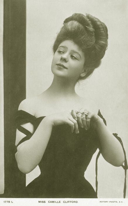 In the Edwardian era, hairstyles were characterized by their soft opulence. Though women wore very long hair, they often used pads or fake hair to make it look fuller – especially on formally occasions.