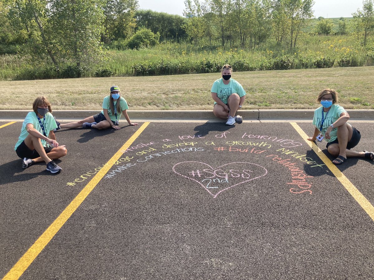 Megan Moretti tweet media