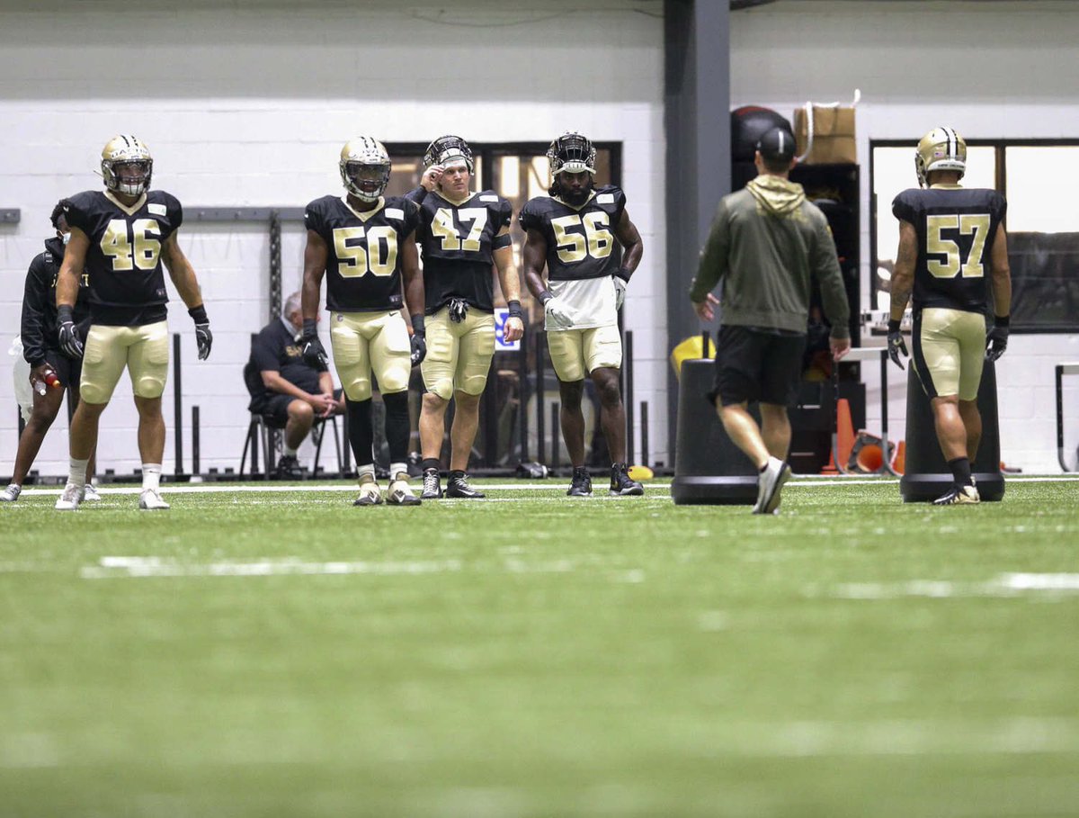 _SaintsDaily's tweet image. Talk about a linebacker room 😳🔥💪🏾

📸: @Saints

@demario__davis | @zackbizzaun l @JoeBach35