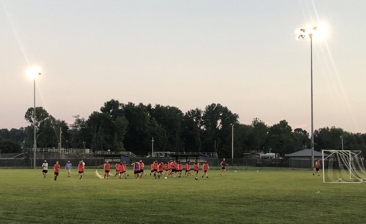 zklemmeHD's tweet photo. Good evening from Grayson, where defending boys soccer state semifinalist East Carter is wrapping up a workout on the first day of allowable mandatory practice. https://t.co/d1iojtzeLE