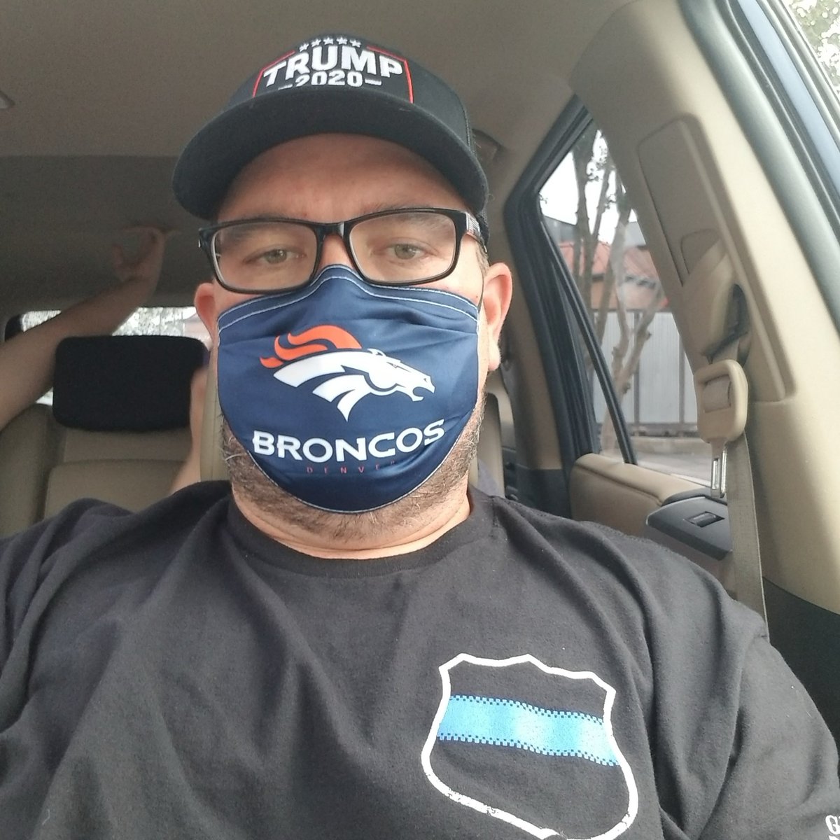 TylerK305's tweet photo. Stand Up! https://t.co/yA3T3QkX2m