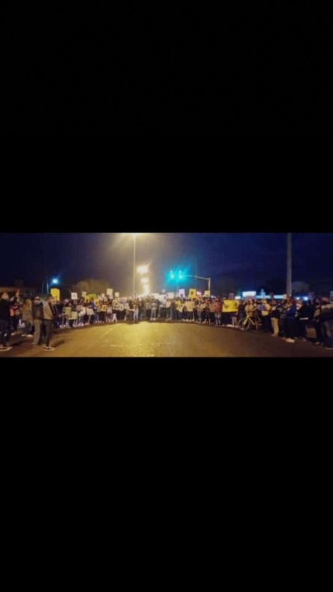Tomasmatos11's tweet photo. Mira rey todos nos juntamos para hacerte el aguante 😇😔

#JusticiaPorSantiago https://t.co/PA6SRddG4J