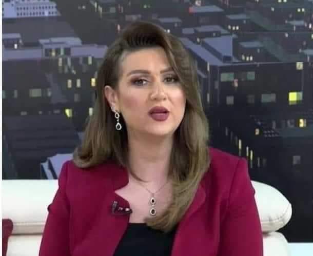 3PLQH's tweet photo. ازل مجبور ازل بالشعر وياج
 لمثالج لان ينراد رادع 
متربين اهلنه شيوخ الشيوخ 
 غيرج ماكو تربية شوارع
بشارع نزلنه نريد الانصاف 
ولو بالوطن حق الفقره ضايع
كلهم تاج راسج ذوله طلاب 
واحدهم ثقافه وفكر شابع
نتبع للوطن وملوحة الكاع 
مابينه شخص للغير تابع #انقذوا_طلاب_العراق https://t.co/qaHIfbgYcb