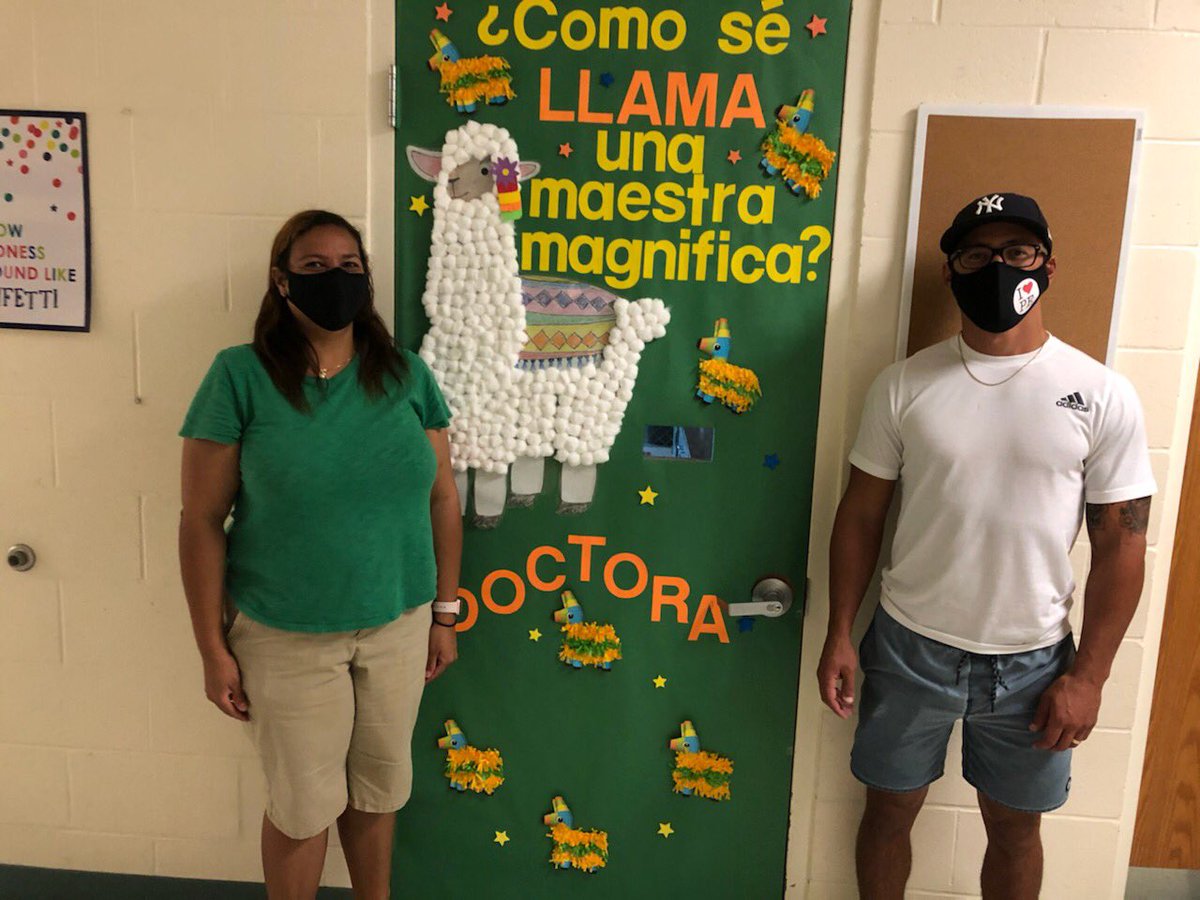 GKellermeier's tweet photo. My heart is happy when I see ⁦@DraPC26⁩ and Coach Colville, collaborating in Special Area. Attitudes are contagious, so pick a great one! You have an amazing Special Area team, ⁦@bronson_adrian ❤️ #vcswl #vcspe⁩ https://t.co/vrUxJvrGWR