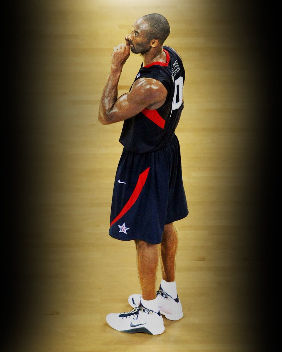 SLAMKicks's tweet photo. Kobe hit this shot 12 years ago today in the OG Hyperdunk. https://t.co/ITv8kYWGuP