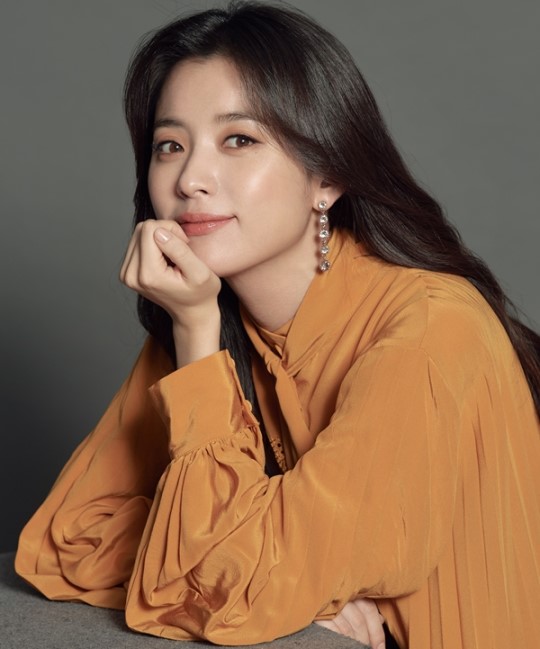 Han Hyo Joo will reportedly be a female lead in upcoming drama 'Moving'
First drama in 5 years, since 'W'

Based on webtoon of same name
PD Mo Wan Il (Misty, World of the Married)

n.news.naver.com/entertain/now/…