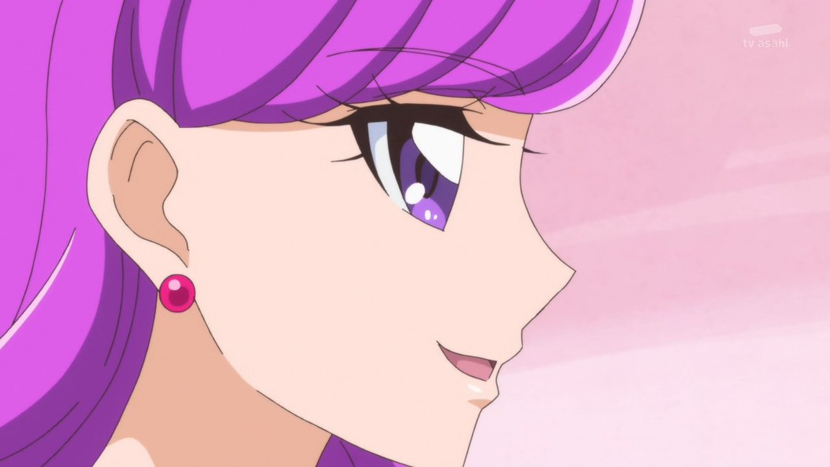 In that same episode, Akira and Yukari helps an old woman who dropped something.When Akira is resting up afterwards, the old woman tells Yukari that "her boyfriend is quite the keeper", mistaking Akira for a boy.Yukari replies that she agrees.