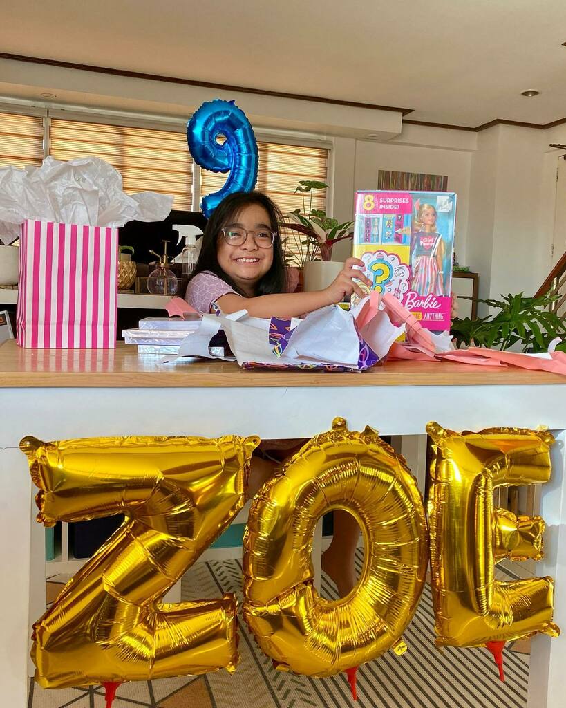 jrignacio's tweet image. And we suddenly have a 9 year old at home 😳 

#shotoniphone #zoësofia instagr.am/p/CESs1SyHXTo/