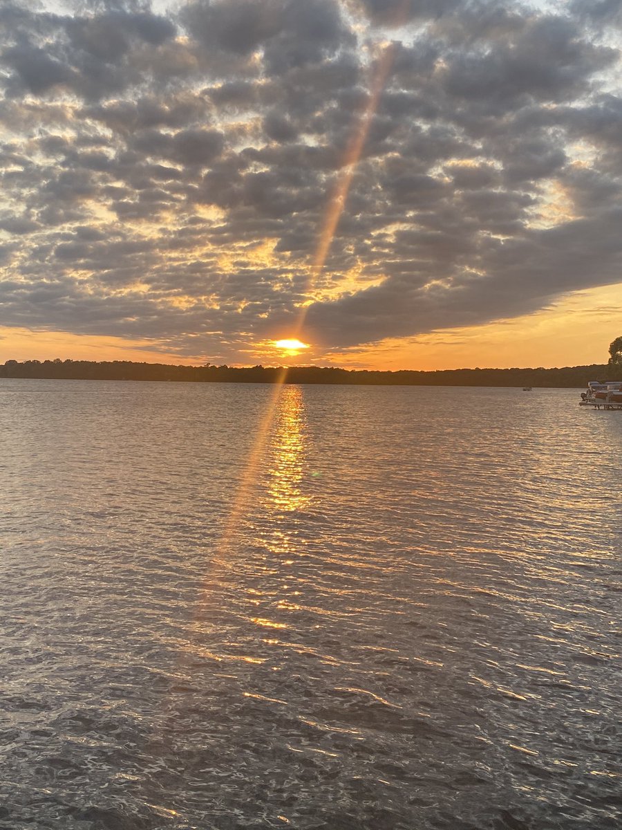 teachmiddles's tweet photo. Enjoying the final few sunsets and my house + cabin! #ab7summerclosure https://t.co/SKlJ7Z4BKT