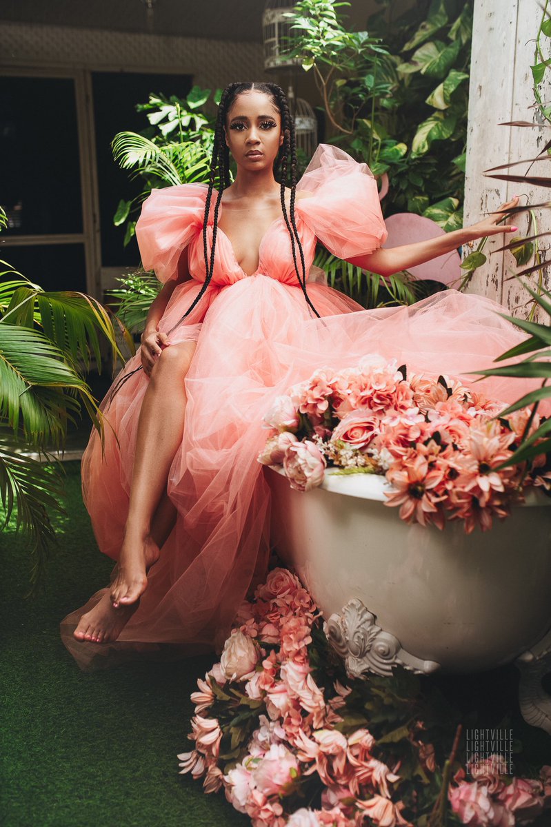 deborahvanessa7's tweet photo. 36 https://t.co/89s39ZQ5uI