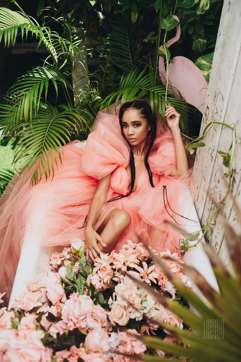 deborahvanessa7's tweet photo. 36 https://t.co/89s39ZQ5uI