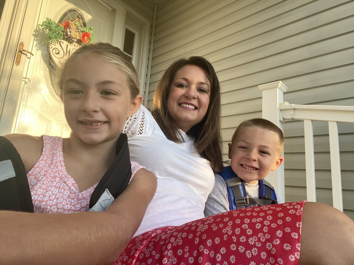 GTEVicky's tweet photo. First day of 4th grade again for me and 1st for Miss Kenley and kindergarten for my little man, Oliver.  My kids love their @GtePto teachers.@quade_mrs @GTEHigby!  @WSDinfo It was a great day to meet my AA group@of students. Such sweethearts! Pictures of those guys tomorrow. https://t.co/EMgPkJm7W7