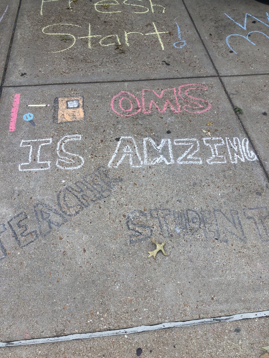OakvilleMiddle's tweet photo. What a nice surprise this morning. #msdr9#spartanstrong https://t.co/LwUDMVP4re