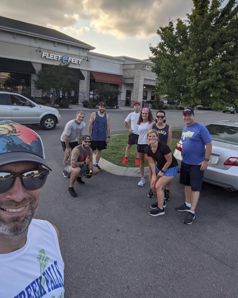 ruiz_c_r's tweet photo. Back at it with #MondayMisfits #RunBoro #SixRunFive #Running #Runners #Fitness @FleetFeetBoro https://t.co/F55dhdXDVY