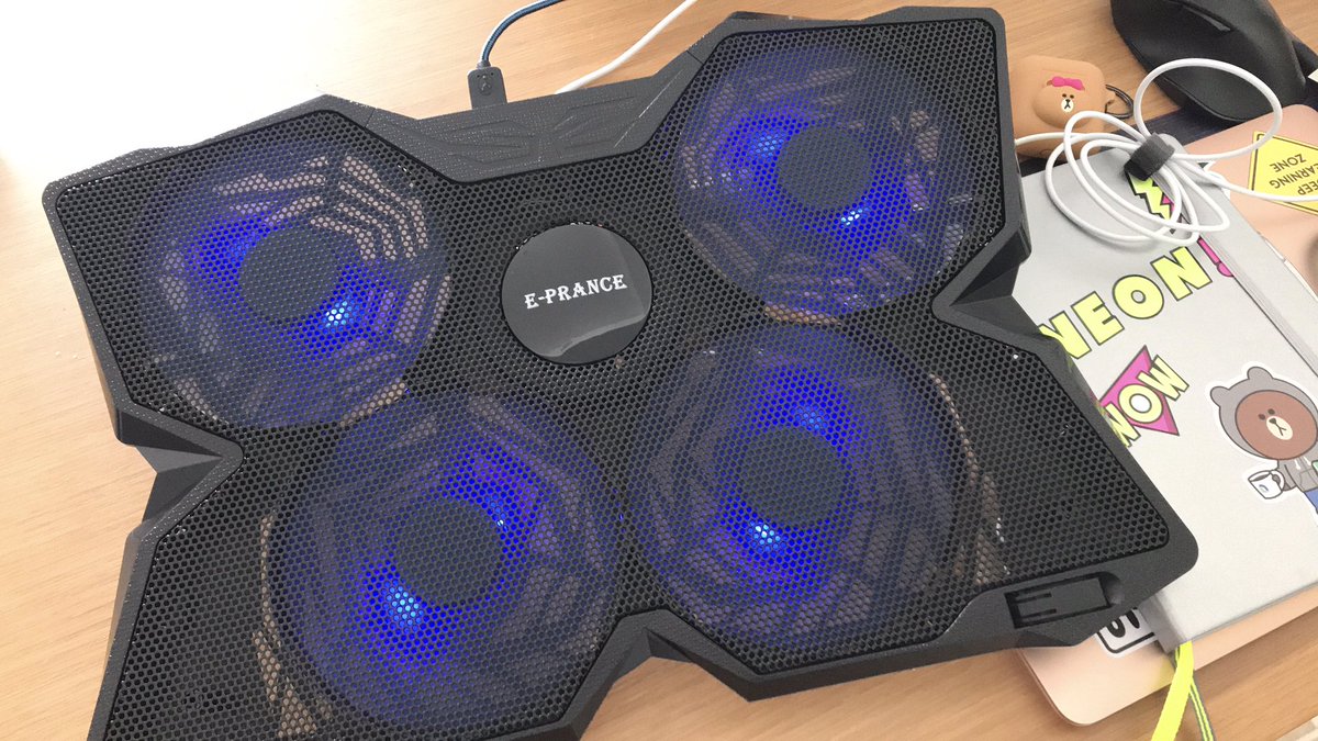 Tkasasagi バリキャリ熊 A Twitter This Is Nice Laptop Cooling Pad