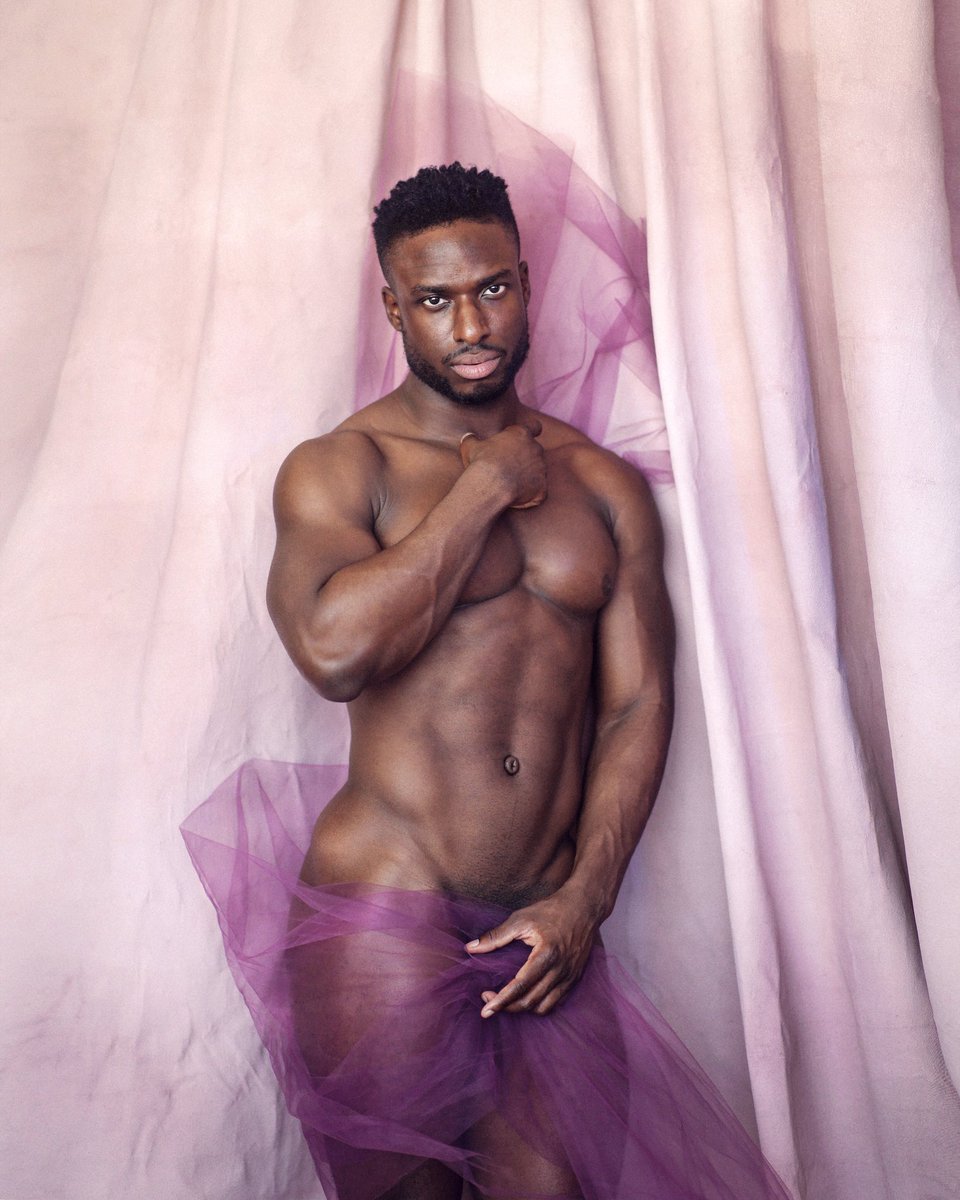 Hot Nerdy Gym Bae tweet media