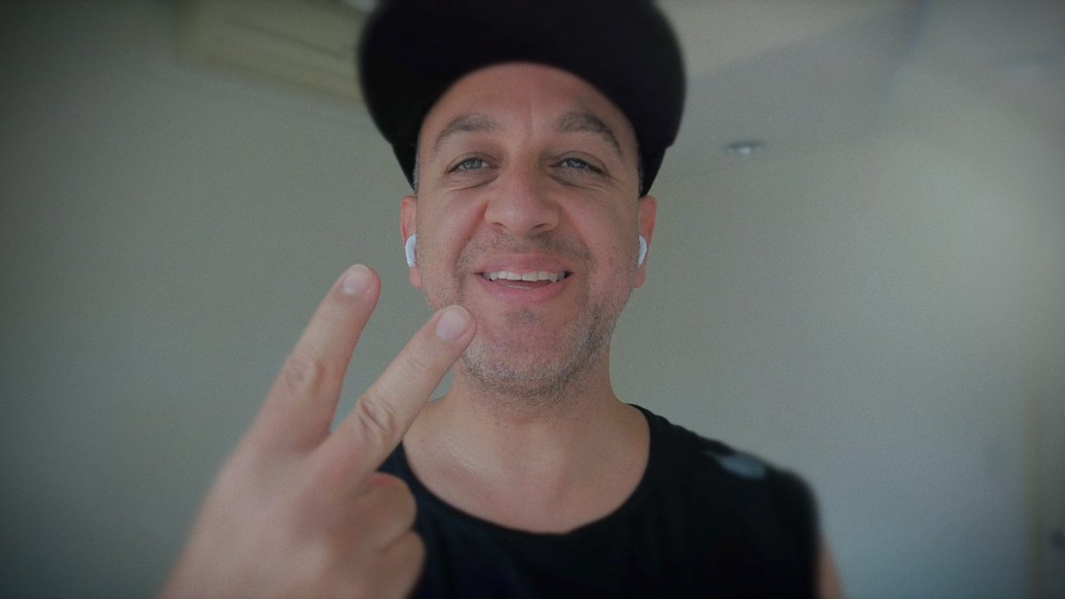 Hello Again! Day Two of Our Quarantine Time Is Now Live on My YouTube Channel

youtu.be/zJJJzLifH_c

I Hope You’re Doing Well &amp; Staying Safe. See You Tomorrow on Day Three.