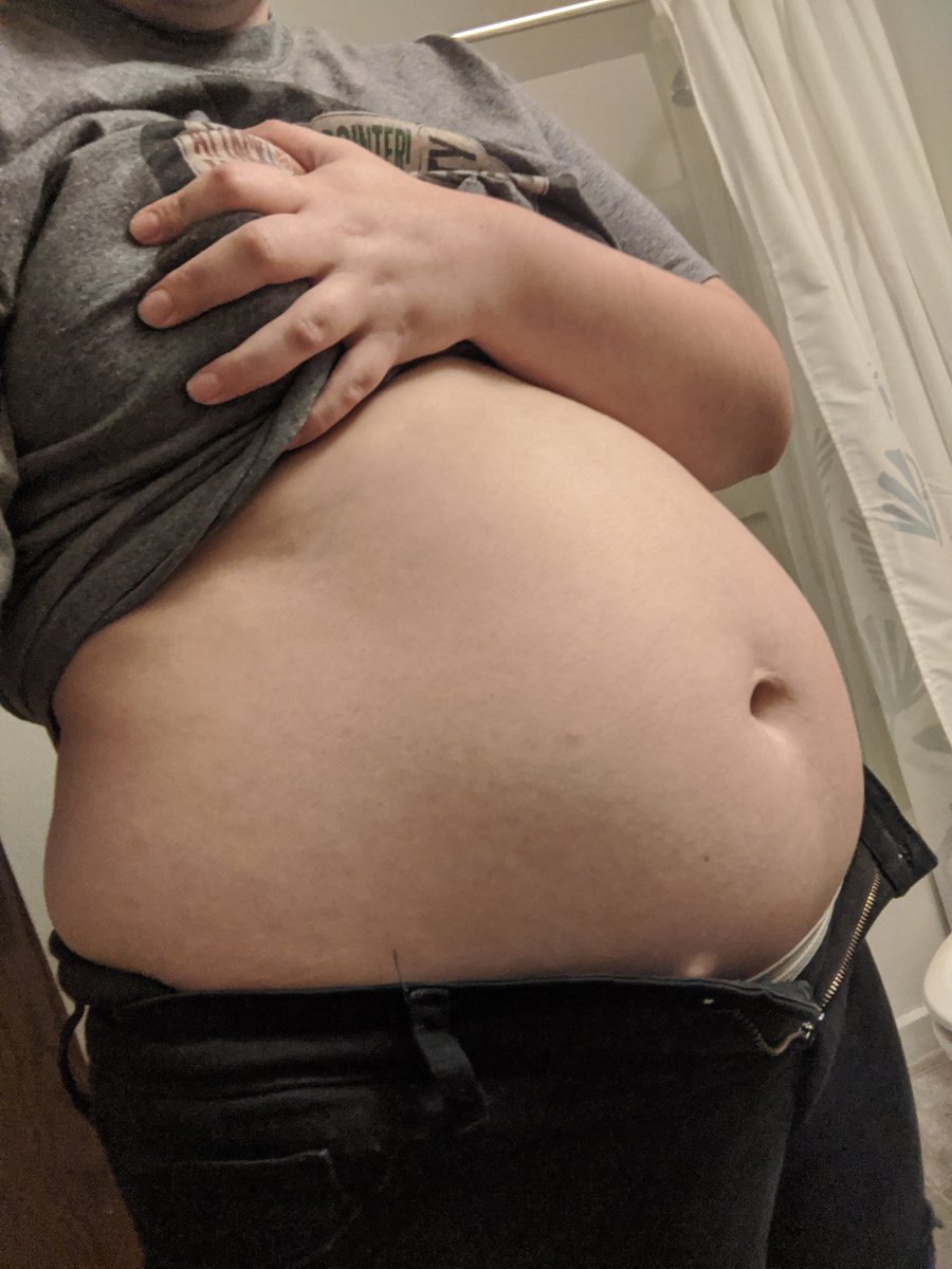 hungrybutch's tweet photo. sometimes you just gotta eat a whole bag of mini powdered donuts..next time i wanna eat 40 instead of just 20 π©
#weightgain #gainer #bellykink #stuffingkink #gettingfatter #queerfeedee #lesbianfeedee #feedism #bellybuttonkink https://t.co/B4of9EUJkM