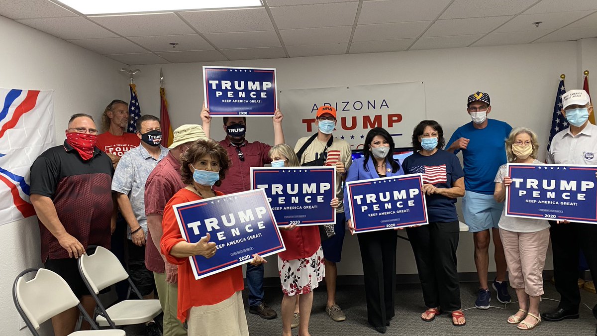 Christ0pherAZ's tweet image. State Treasurer @KimberlyYeeAZ returned home to LD20 tonight to speak to our great @realDonaldTrump volunteers at our new Trump Victory office. She spoke about how important it is to fight to #KeepArizonaRed and our volunteers got to work right away by phone banking! #LeadRight