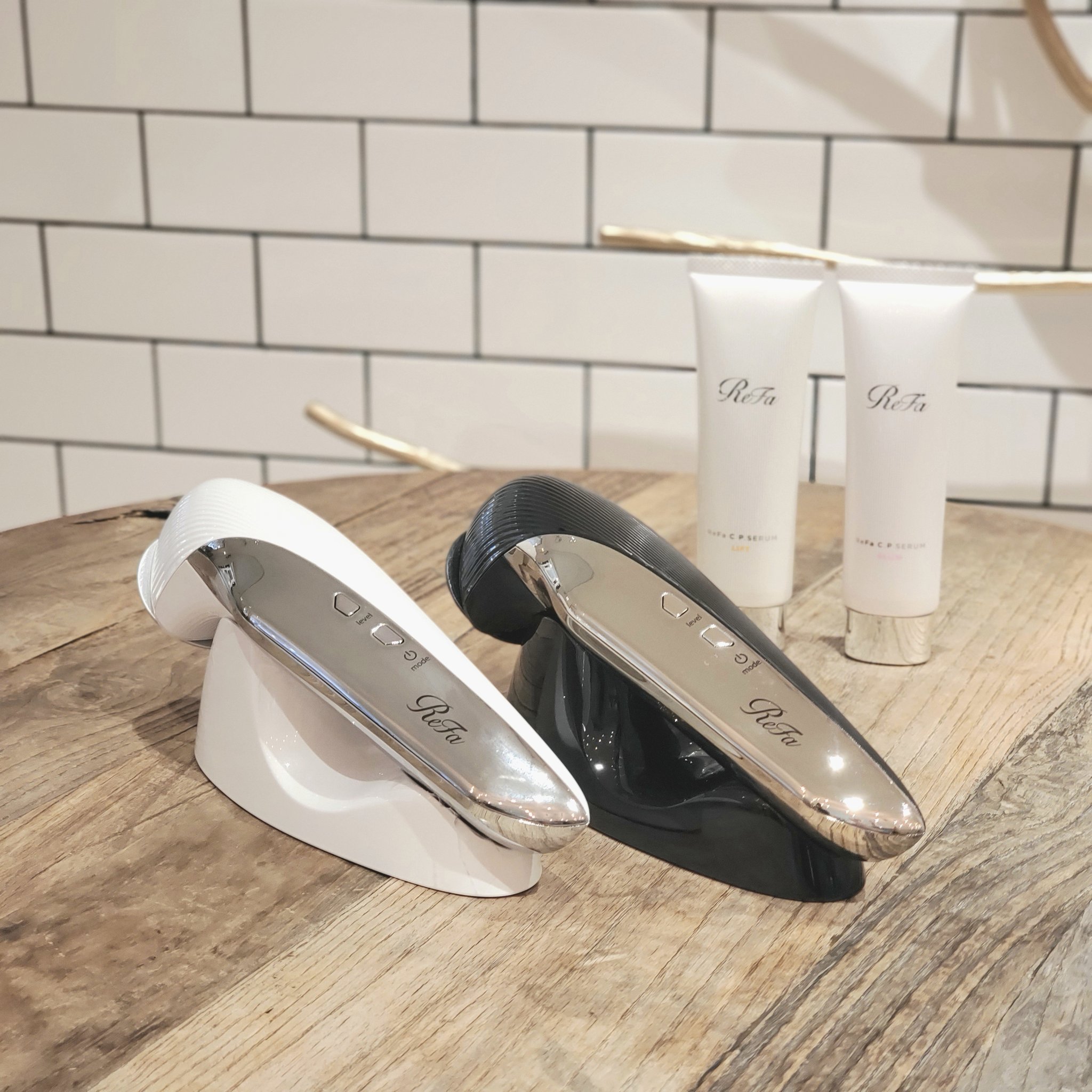 最上の品質な 値下げしました リファ ビューティックレイズ ホワイト Cpセラム付き 美容 健康 Www Cecop Gob Mx