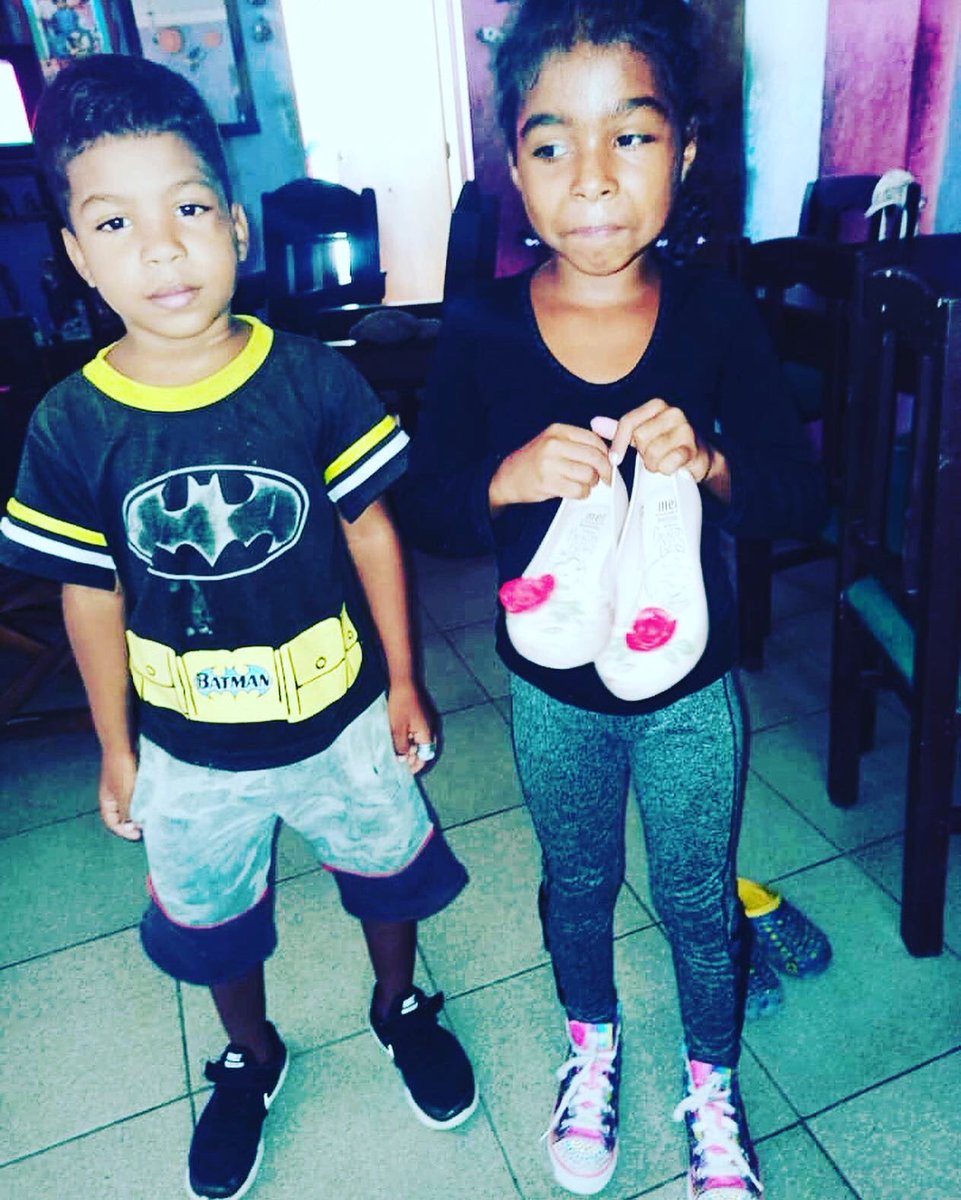 MasisMoreFound's tweet photo. Vargas: haciendo entrega de donaciones en este Estado tan maravilloso Gracias a todos ustedes DLB #ydalevidaaunniño💛💙❤️ https://t.co/HVt4erWe6B