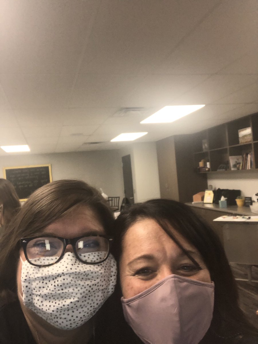 carrieschle's tweet photo. I’ve always been told I smile with my whole face- good thing because you can definitely tell I’m so happy school started today! So great to see these Sandite educators and so many more in person today! 💛🖤💛🖤 #BESandite #edsandite #spedsandite https://t.co/kzG0Sjjiqw